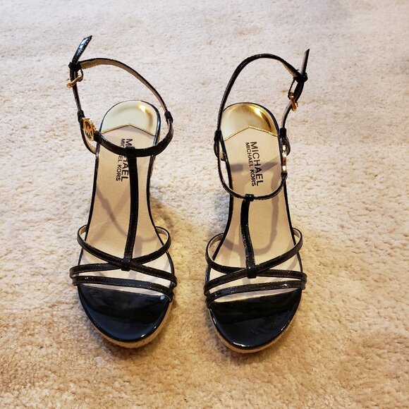 Michael Kors Sandals - Picture 1 of 4